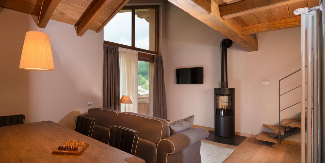 3 Chalets Aparthotel Брей-Червінія Екстер'єр фото