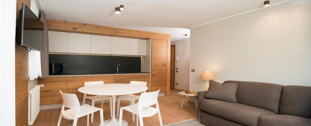3 Chalets Aparthotel Брей-Червінія Екстер'єр фото